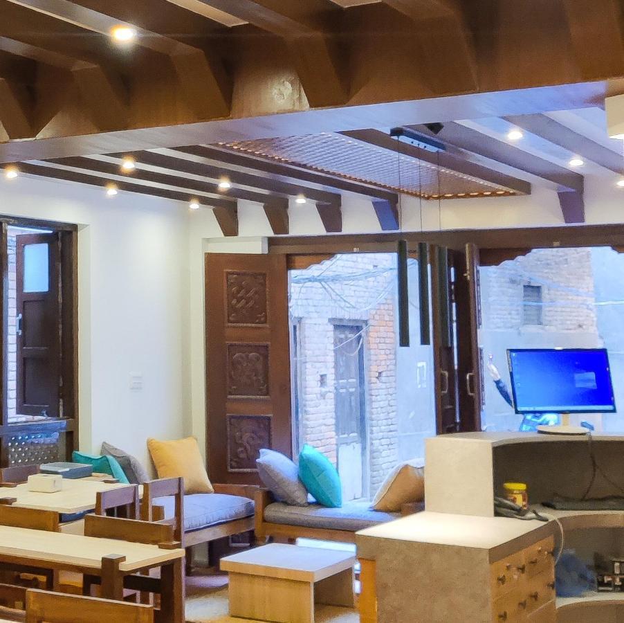 Karuna Hotel Patan Kathmandu Exteriör bild