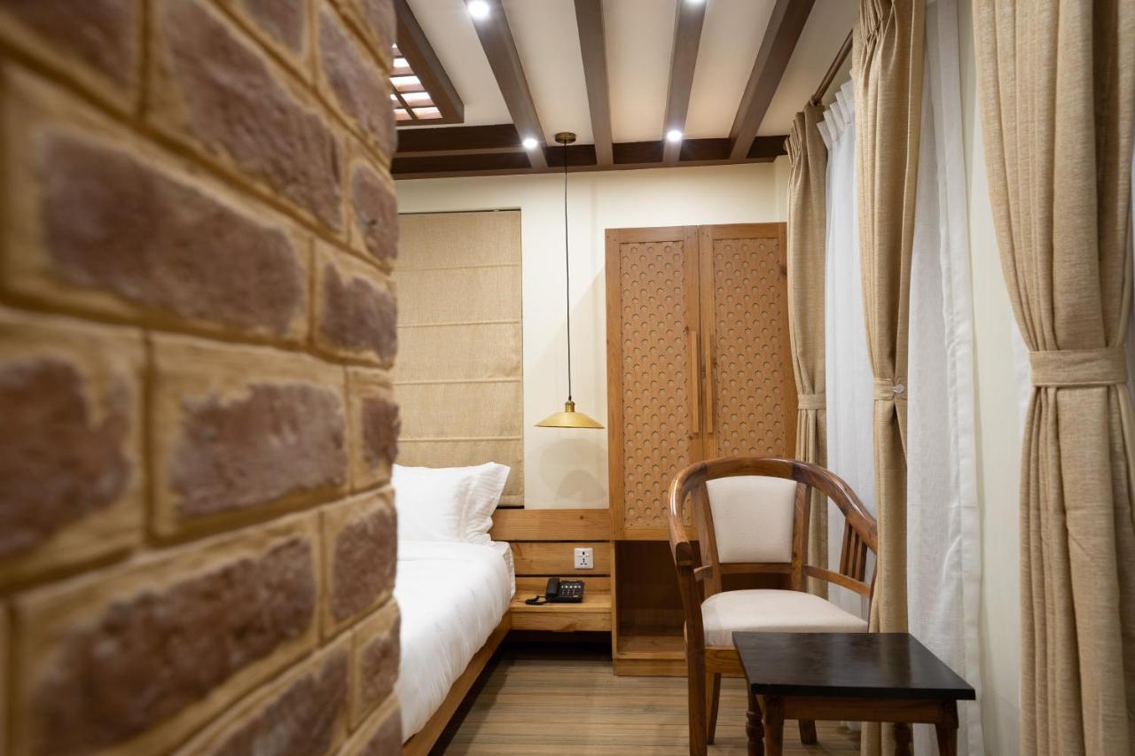 Karuna Hotel Patan Kathmandu Exteriör bild