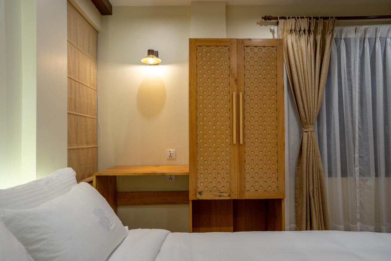 Karuna Hotel Patan Kathmandu Exteriör bild