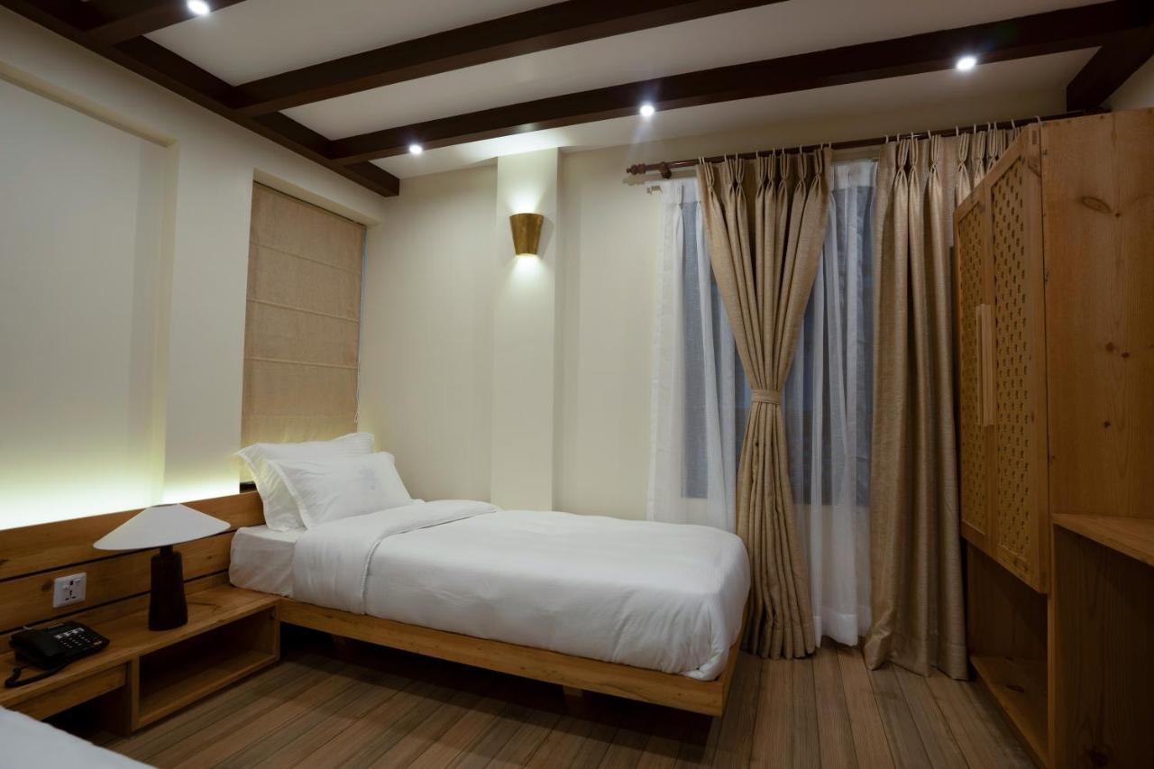 Karuna Hotel Patan Kathmandu Exteriör bild