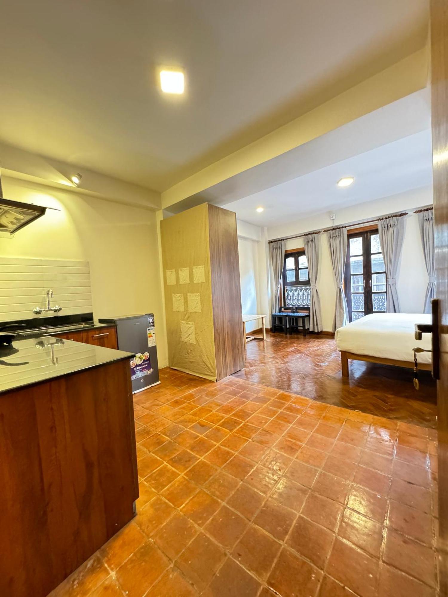 Karuna Hotel Patan Kathmandu Exteriör bild