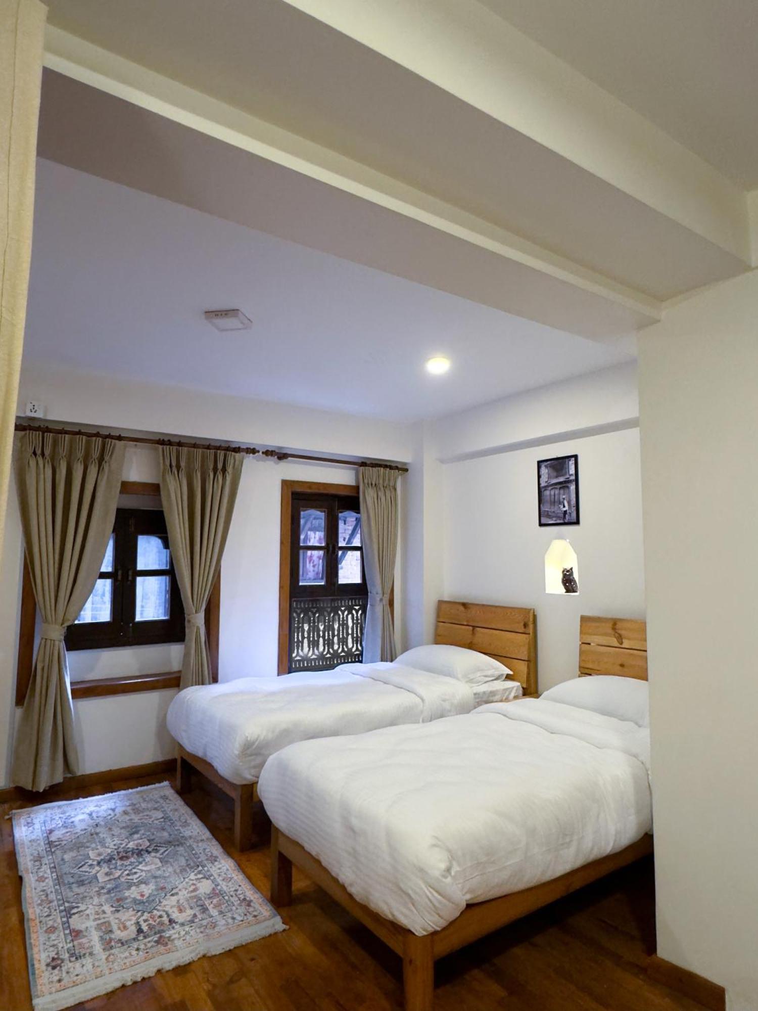 Karuna Hotel Patan Kathmandu Exteriör bild